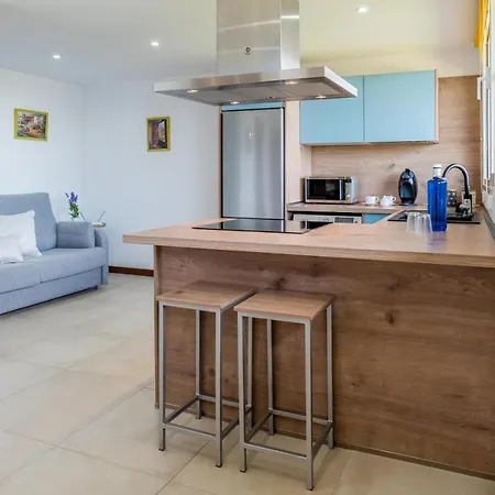 Momentos, Gomez Ξενοδοχείο *