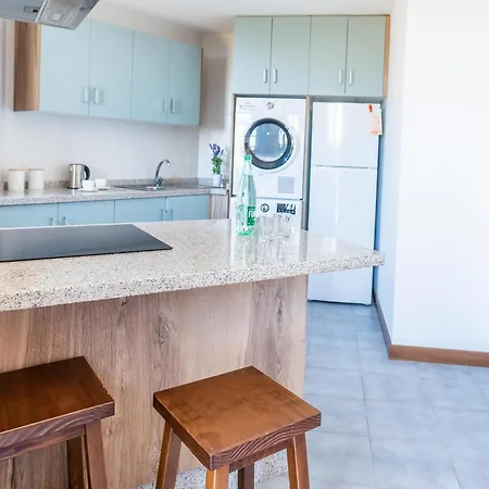 Ξενοδοχείο Momentos, Gomez *