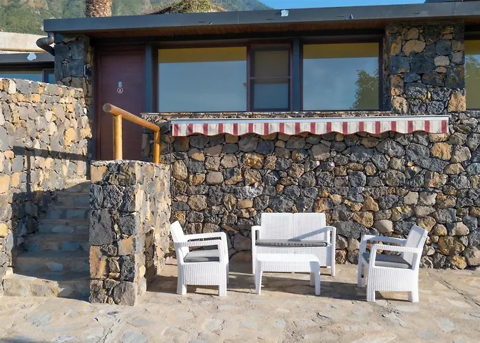 Momentos, Gomez Otel *