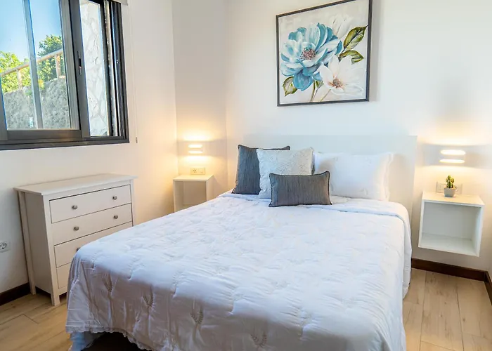 Otel Momentos, Gomez La Orotava