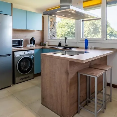 Momentos, Gomez La Orotava