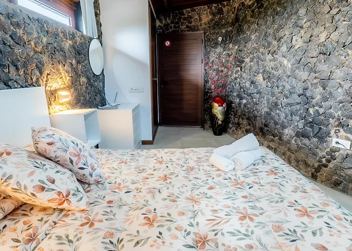 Hotel Momentos, Gomez