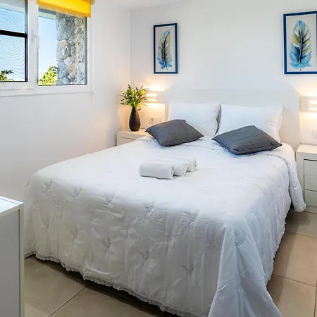 Otel Momentos, Gomez La Orotava