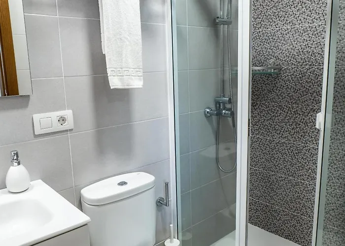 ホテル Momentos, Gomez *